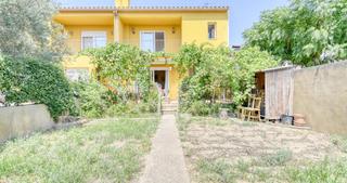 Casa adossada a Piverd-Vila-Seca-Bruguerol. Espaciosa casa adosada  con jardín privado en el bruguerol de pa