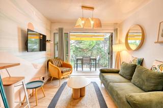 Attique  Vinya vella. Apartamento de dos habitaciones y aire acondicionado a 100m de l