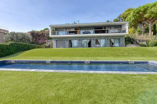 Location Chalet  D'antoni gaudi. Espectacular casa con vistas al mar