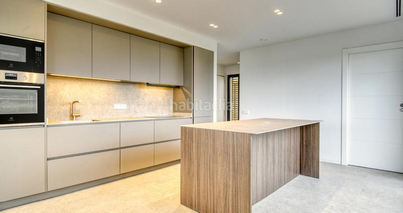 Foto 7b1d4cd0-d69b-4b2a-b243-1a0080a41620. Semi detached house with parking pool in Begur Begur