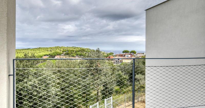 Foto cac76c6c-7c54-4f1d-80d3-099ada1dc14c. Semi detached house with parking pool in Begur Begur