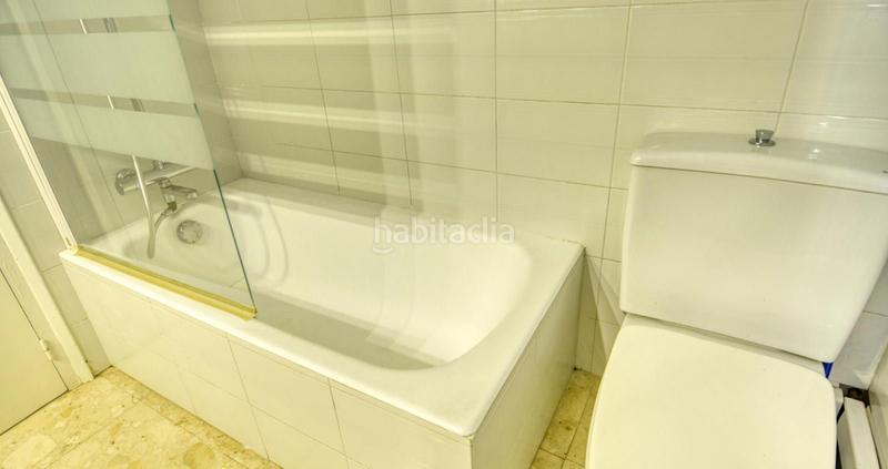 Foto 67c093b2-5ce1-425d-a2a1-f0e1405137c9. House with heating parking in Centre Palamós