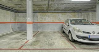 Miete Autoparkplatz in Tarongeta 44-46. Oportunidad! alquiler de plaza de aparcamiento en el centro de p