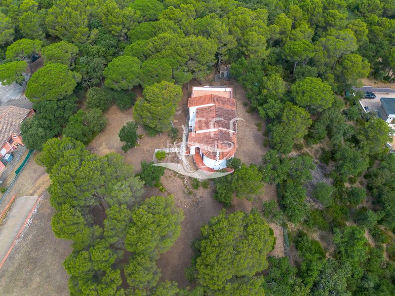 Foto c08e53d2-7bae-44b2-8af2-93df0a3e09cf. Xalet amb calefacció aparcament a residencial Begur-esclanyà Begur