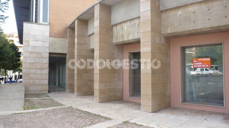 Foto 484978bc-7d2b-4948-89e1-a47a16ebf2cd. Lloguer local comercial a carrer del pare gallissà 2a a Vic