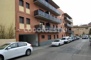 Parking coche  Cònsol. Pàrquing en venda a torelló