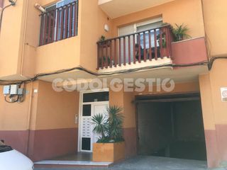 Aparcament cotxe  Carrer de puigdassalit. Pla�a d'aparcament en venda a torell�