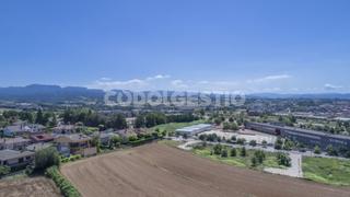 Terreny residencial  Avinguda del castell. Solar en venda a torelló