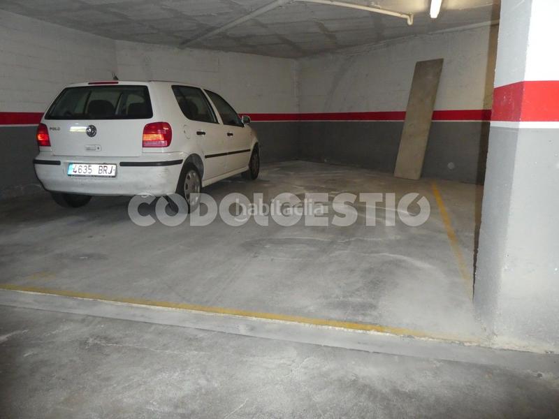 Foto 073e0d3b-e139-4371-af22-1ab9b73fec84. Car parking in Torelló
