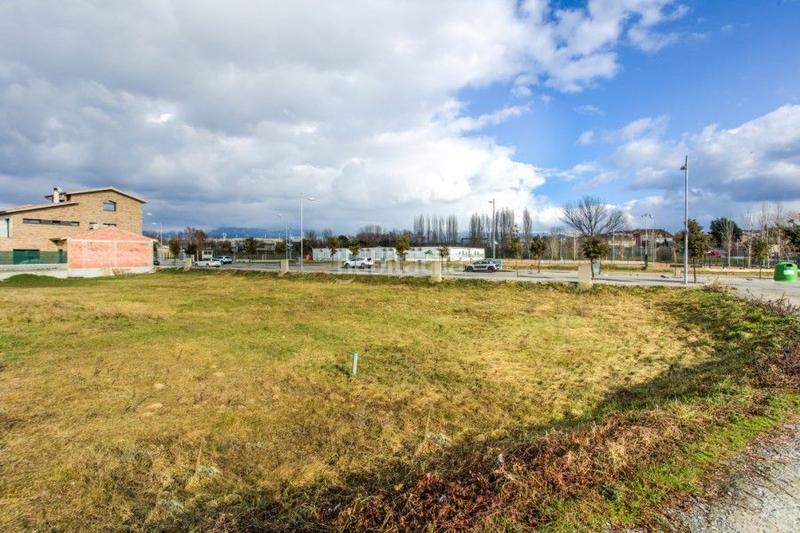 Foto 9baf1662-7d1d-41d3-92fb-a2e3c61730be. Terreny residencial a Manlleu