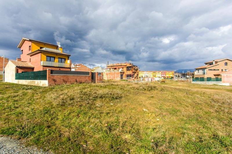 Foto e46d914c-340b-43ba-ad3e-581a117cdad2. Residential plot in Manlleu