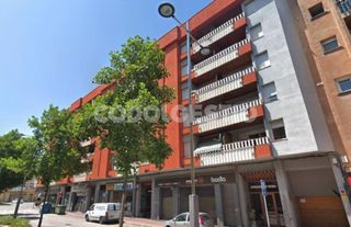 Parking coche  Roma. Plaça d'aparcament en venda a manlleu