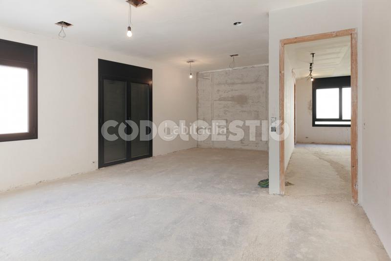 Foto 01611a3d-f906-43f8-a5f7-1241e7835301. Casa  en construcció en venda a en Manlleu