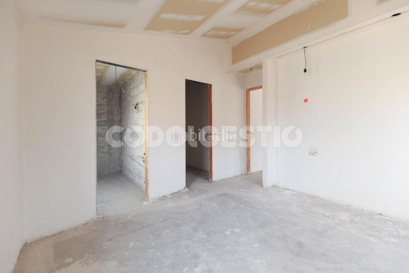 Foto cc15bb66-337f-4e82-9168-78254c10c832. Casa  en construcció en venda a en Manlleu