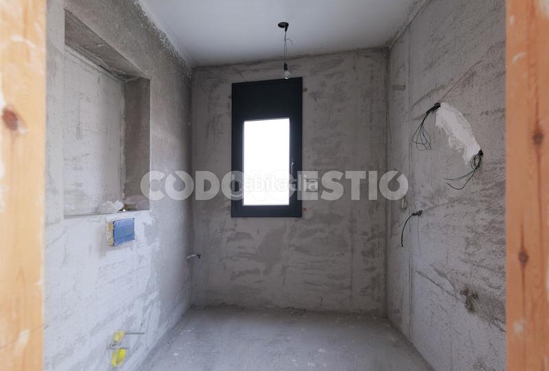 Foto cce0b2b0-93cd-4dbd-be7c-2d053217ed3b. Casa  en construcció en venda a en Manlleu