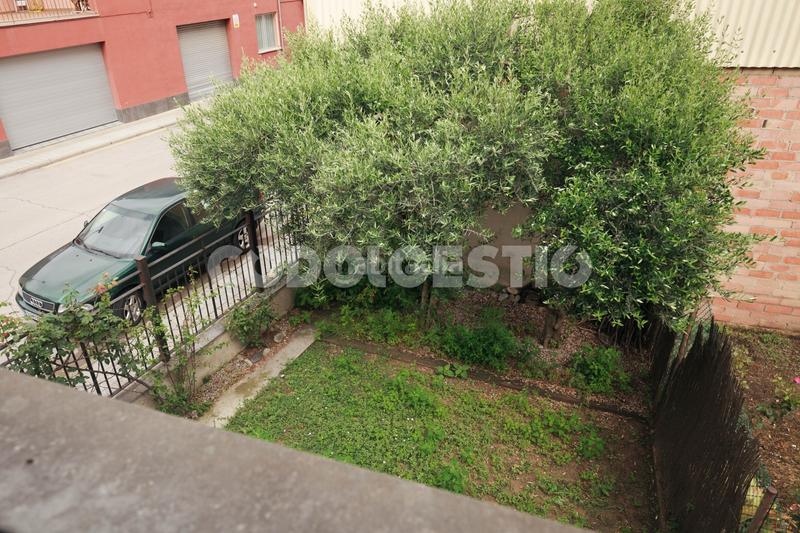 Foto cdf4f42b-2231-44f0-a638-12693c609cee. Casa  en construcció en venda a en Manlleu