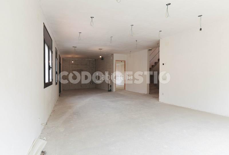 Foto e7782a57-62e8-4edf-b0b8-190409a8b220. Casa  en construcció en venda a en Manlleu