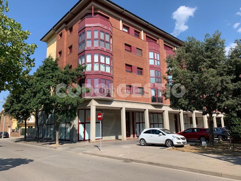 Foto 2261ac28-51c4-4f97-b83d-15d73fe67495. Alquiler local comercial local en lloguer a en Manlleu