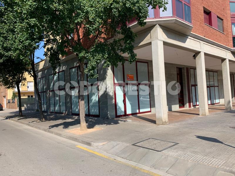 Foto d187fae4-9da4-4875-b0a8-4726ca0badbc. Miete geschäftsraum in Manlleu