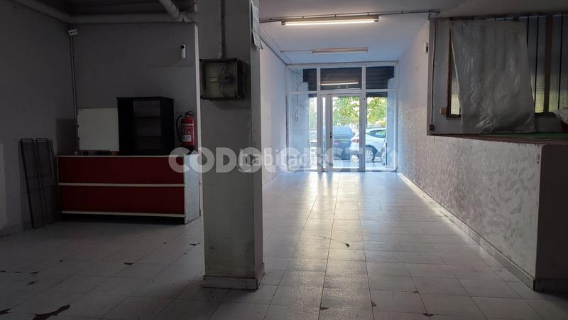 Foto 320d2f87-460c-4aed-9106-72e80c66b829. Local comercial a Centre Vic