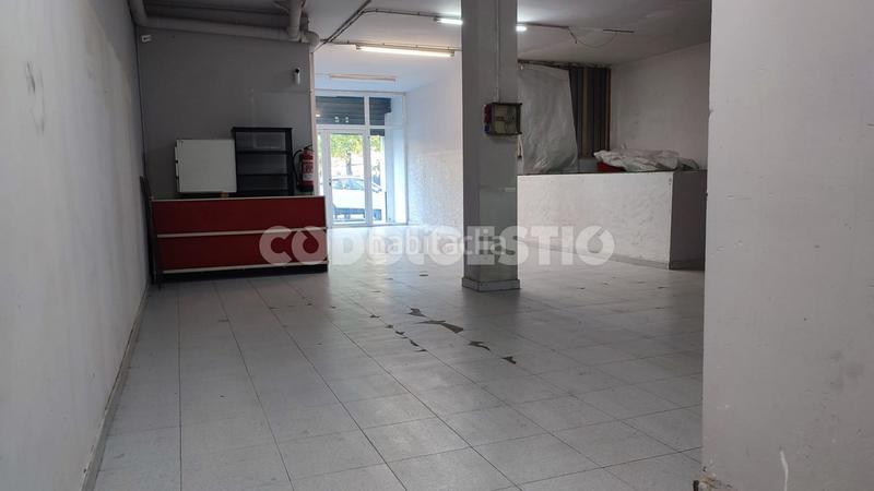 Foto 45355449-fb62-4166-a05b-1e608fc7ca2c. Local comercial a Centre Vic