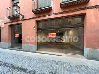 Miete Geschäftsraum  Cardona, 6. Local al centre de vic en lloguer!
