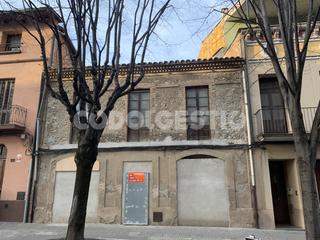 House  Rusiol. Casa a reformar en venda a manlleu