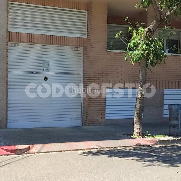 Foto 2241d32e-eaa4-44a5-b35a-df423253a996. Car parking in Caputxins-Ambulatori Vic