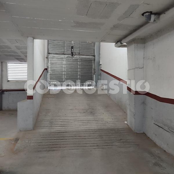 Foto 3a795420-aaa6-4a01-ac46-09c5c2894cf1. Car parking in Caputxins-Ambulatori Vic