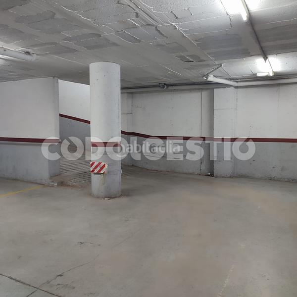 Foto c3769057-7881-4e79-af18-a5f1a872432b. Car parking in Caputxins-Ambulatori Vic