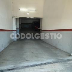 Autoparkplatz  Canigó. Plaça de pàrquing en venda a vic