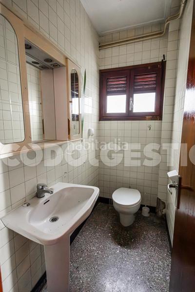 Foto 4d41be82-8352-43f2-a5aa-63d767884138. Casa in Torelló