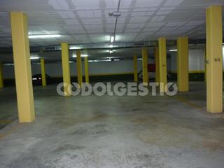 Car parking  Eix onze de setembre, 38. Pàrquings en venda a vic!