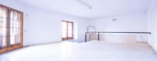 Haus  Mossn parassols. Casa en venda a torell