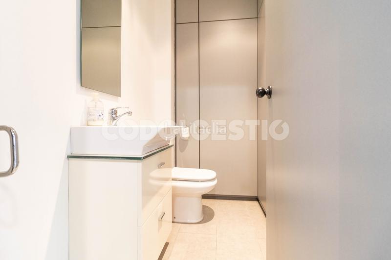 Foto ecb56e6b-9f05-4e35-8d78-88084b55b86f. Affitto locale commerciale in Manlleu