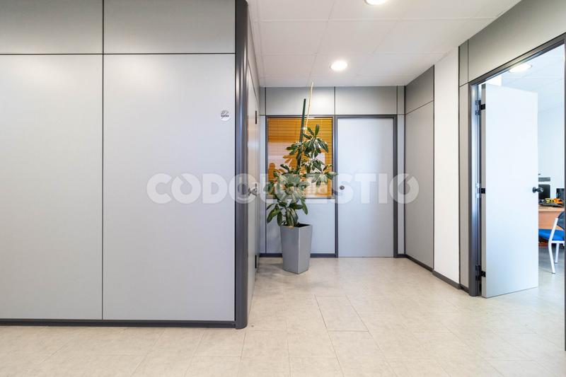 Foto ef379a4c-2829-4ae6-9a57-c772345f1921. Affitto locale commerciale in Manlleu