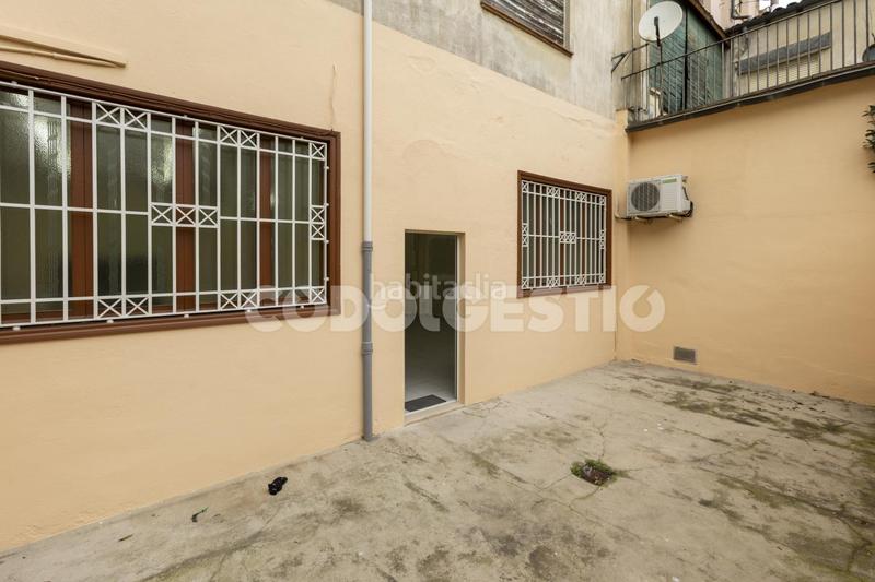 Foto cbf5f0e1-8963-4b5f-bdef-ffff95066ac6. Location local commercial dans Manlleu