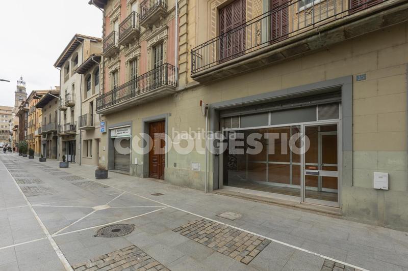 Foto cf9eef7f-f4d8-4e60-b313-5ab2b06ba38a. Location local commercial dans Manlleu