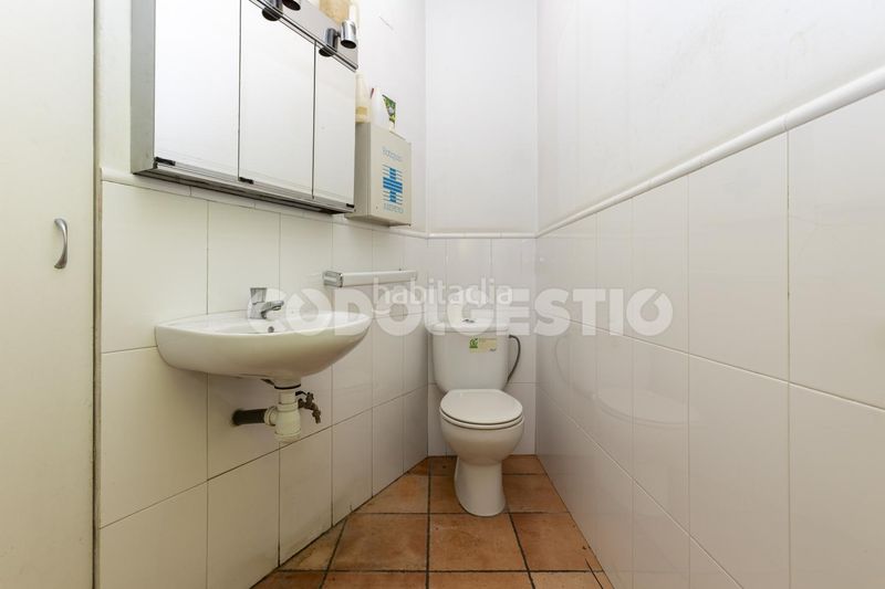 Foto 88777b46-5378-4436-8aca-f46cbfdd7daf. Alquiler local comercial  en lloguer a en Manlleu