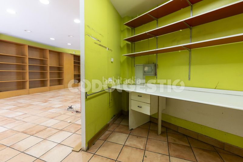 Foto 9d904b23-4427-46f0-bcd0-9267b1d74e4a. Alquiler local comercial  en lloguer a en Manlleu