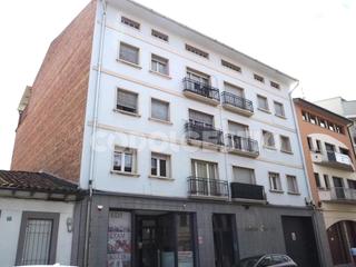 Flat  Olot. Pis en venda a manlleu