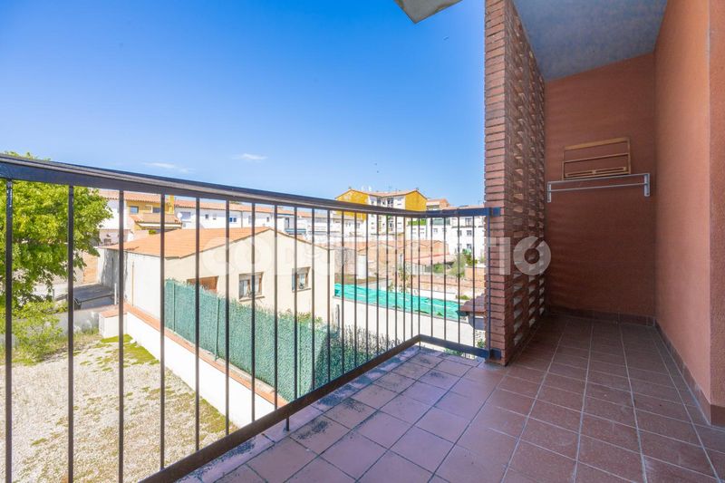 Foto e9e1c3d9-2870-45d3-bf64-522b792ba497. Pis a Manlleu
