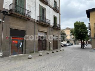 Lloguer Local Comercial  Crist rei. Local comercial en lloguer a manlleu