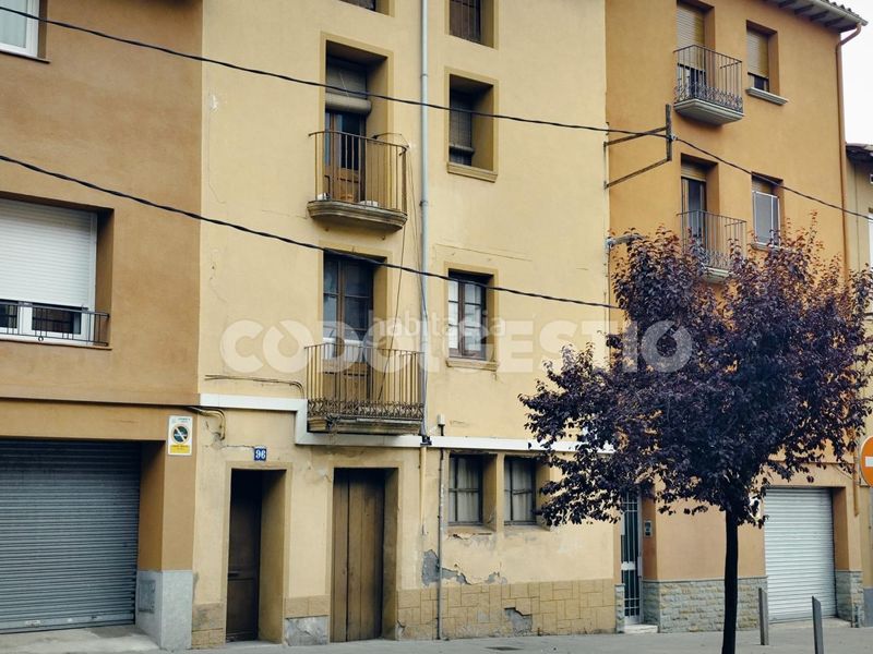 Foto e3788e22-cb6f-4ee3-a4ba-81a8cd87982d. Casa a Torelló