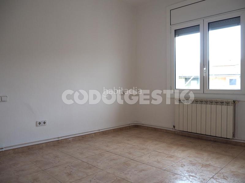 Foto 6a1c1647-e253-4470-8590-2a87f66837b0. Piso pis i pàrquing en venda a en Manlleu