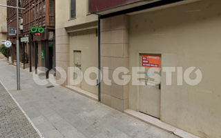 Locale commerciale  Sant jordi. Local en venda a manlleu