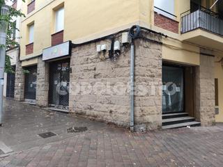 Location Local commercial  Montserrat. Local en lloguer a torelló