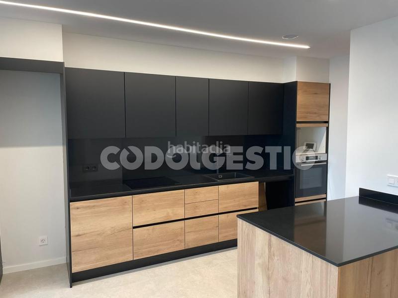 Foto 98a785ce-5f61-4ec8-a9f2-bd4aa548e160. Rent flat in El Sucre-El Nadal Vic