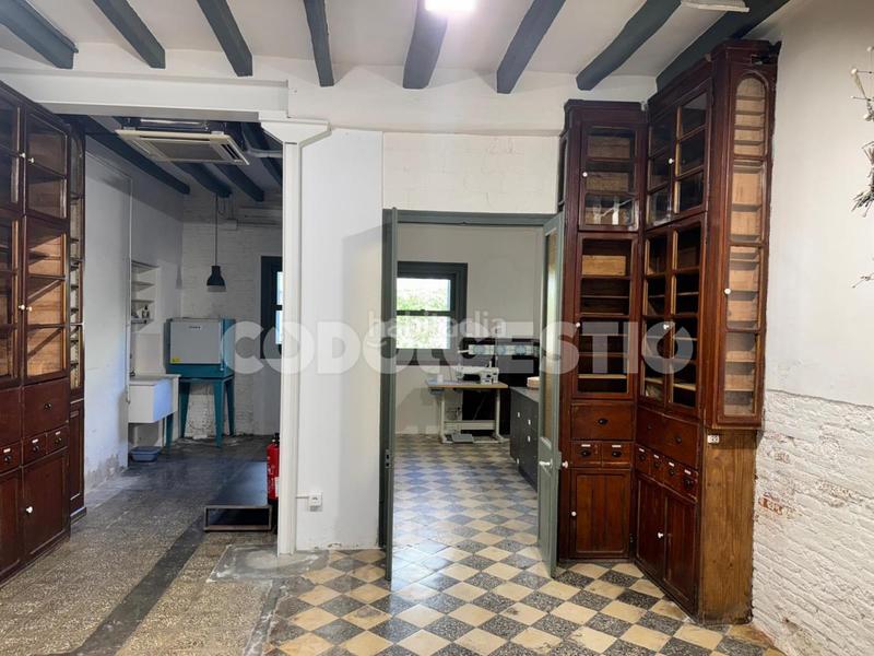 Foto 7126e8c6-09c9-4848-8ed4-13a5292025f7. Geschäftsraum in Torelló