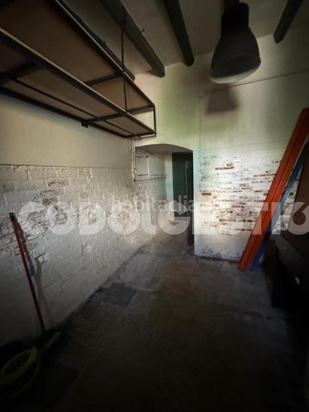 Foto e13efd6d-8f67-4a35-b3b0-efa3fd47c278. Geschäftsraum in Torelló